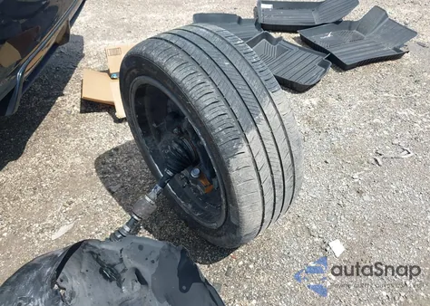 2024 Toyota Camry Se z USA, uszkodzony, nr VIN 4T1G11AK8RU909686